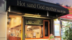 Hot sand God Mother Beer & Cafe@zbgTh@Sbh}U[